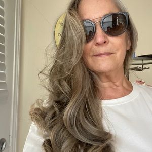 Meet your Posher, Diana